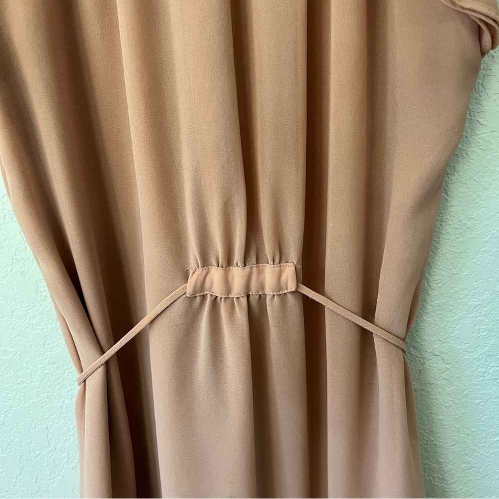 H & M coral tunic mini dress, 6, fully lined, tie belt, ruffles at neckline. - Picture 10 of 16